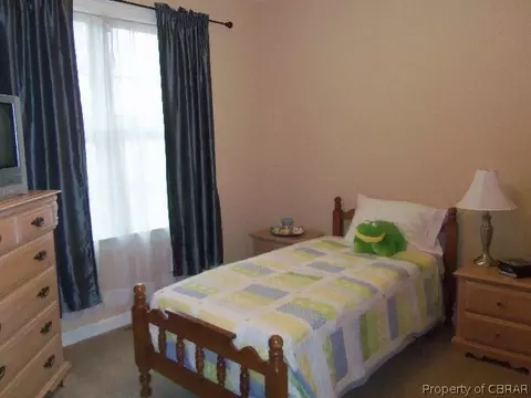 4685 Chaney Ln, Gloucester, VA 23061 photo 5