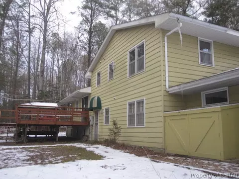 7288 Nelson Dr, Gloucester, VA 23061 photo 4