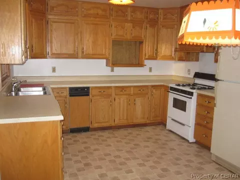7288 Nelson Dr, Gloucester, VA 23061 photo 7