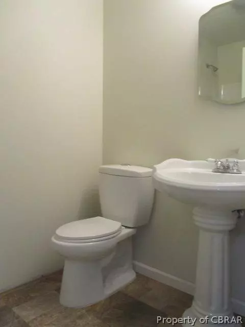6318 Ware Neck Rd, Gloucester, VA 23061 photo 8
