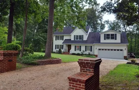 5898 Beech Tree Ln, Gloucester, VA 23061 photo 1