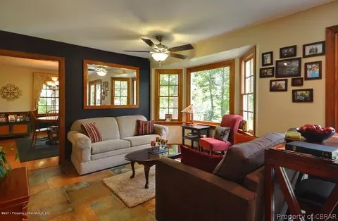 5898 Beech Tree Ln, Gloucester, VA 23061 photo 11