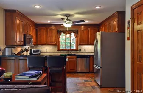 5898 Beech Tree Ln, Gloucester, VA 23061 photo 14