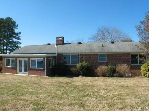 18 Clarke Rd, Topping, VA 23169 photo 5