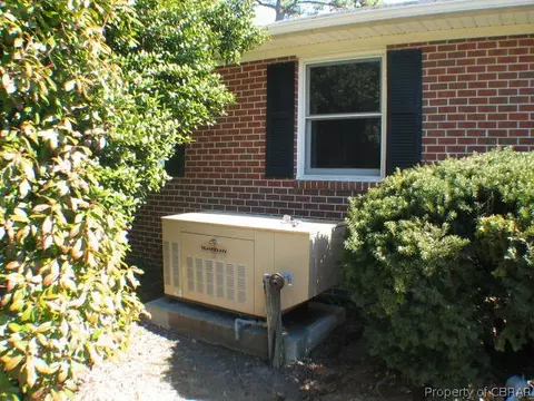 18 Clarke Rd, Topping, VA 23169 photo 15