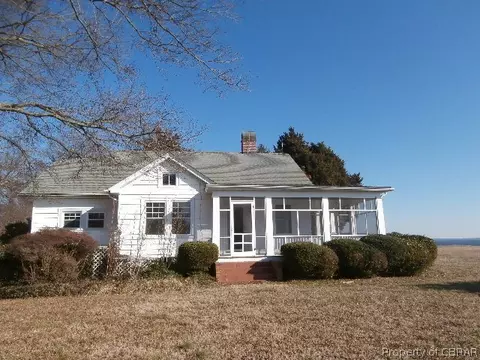 419 River Bluff Rd, White Stone, VA 22578 photo 1