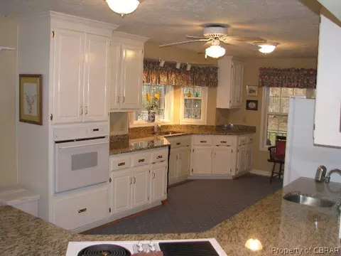 7617 Compromise Hill Rd, Gloucester, VA 23061 photo 4