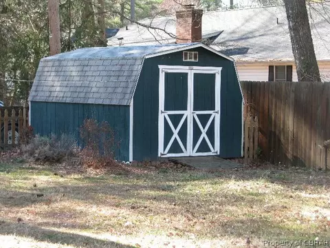 1734 Laurel Dr, Gloucester Point, VA 23062 photo 25