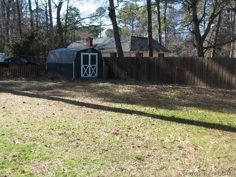 1734 Laurel Dr, Gloucester Point, VA 23062 photo 26
