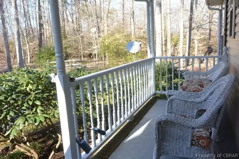 5930 Hickory Fork Rd, Gloucester, VA 23061 photo 4