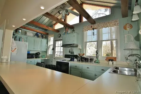 341 Riverview Rd, Lancaster, VA 22503 photo 3