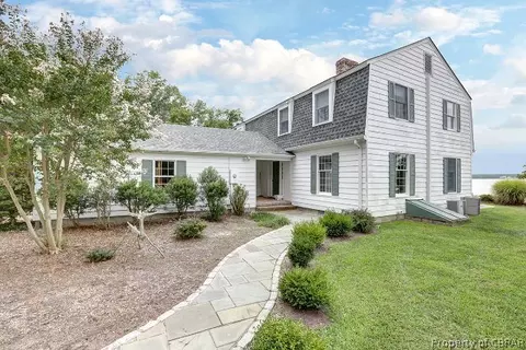 224 Amber Rd, Weems, VA 22576 photo 1