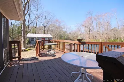 8076 Crab Thicket Rd, Gloucester, VA 23061 photo 16