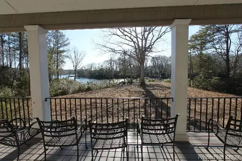 14 Eagle Point Rd, Lancaster, VA 22503 photo 2