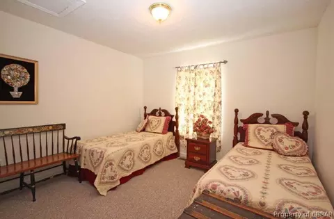 6698 Cox Ave, Gloucester, VA 23061 photo 10