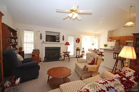 6698 Cox Ave, Gloucester, VA 23061 photo 5