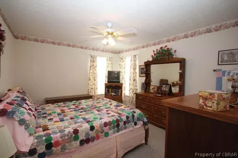 6698 Cox Ave, Gloucester, VA 23061 photo 8