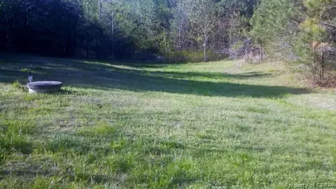 4690 Glenns Rd, Gloucester, VA 23061 photo 8