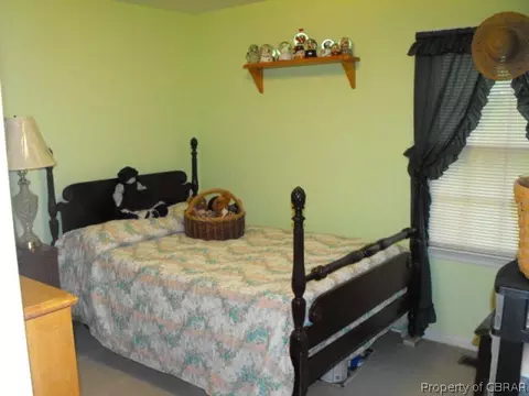 8185 Brook Ct, Gloucester, VA 23061 photo 6