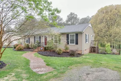 6402 T C Walker Rd, Gloucester, VA 23061 photo 3