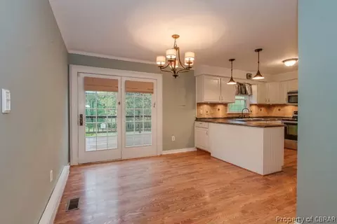 6402 T C Walker Rd, Gloucester, VA 23061 photo 9