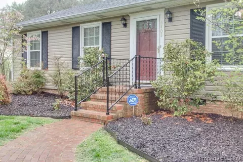 6402 T C Walker Rd, Gloucester, VA 23061 photo 4