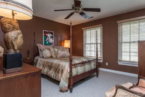9756 Mariners Watch Ln, Gloucester, VA 23061 photo 21