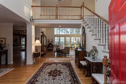 9756 Mariners Watch Ln, Gloucester, VA 23061 photo 4