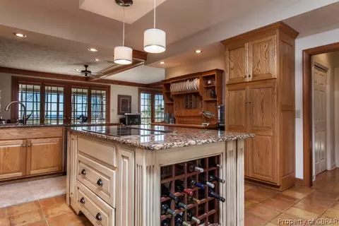 9756 Mariners Watch Ln, Gloucester, VA 23061 photo 19