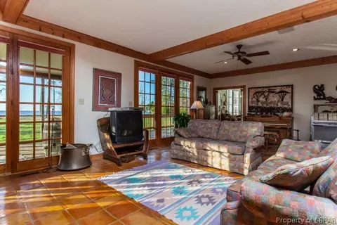 9756 Mariners Watch Ln, Gloucester, VA 23061 photo 14