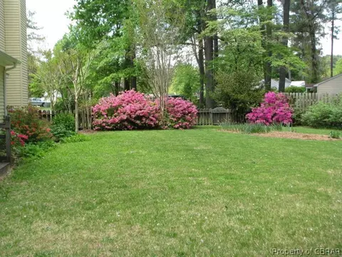 4770 Wakehurst Cir, Gloucester, VA 23061 photo 2