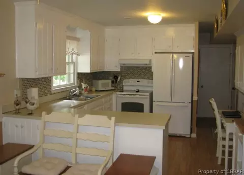 4770 Wakehurst Cir, Gloucester, VA 23061 photo 7
