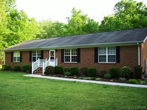 8122 Willis Rd, Gloucester, VA 23061 photo 1