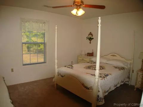 8122 Willis Rd, Gloucester, VA 23061 photo 13