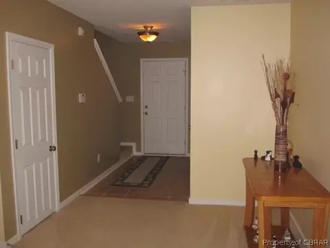 7328 Jeanne Dr, Gloucester, VA 23061 photo 12