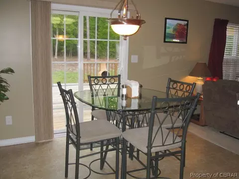 7328 Jeanne Dr, Gloucester, VA 23061 photo 4