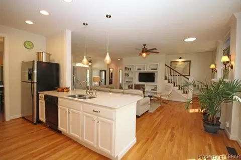 7240 Clements Ave, Gloucester, VA 23061 photo 14