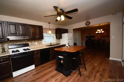 7395 Nelson Dr, Gloucester, VA 23061 photo 9