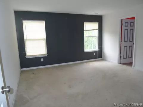 7239 Vaden Dr, Gloucester, VA 23061 photo 5