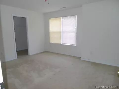 7239 Vaden Dr, Gloucester, VA 23061 photo 9