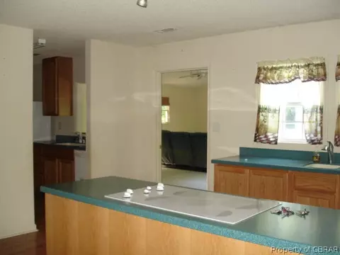 5924 Hall Town Rd, Gloucester, VA 23061 photo 4