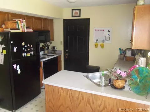 6772 Amanda Ct, Gloucester, VA 23061 photo 3