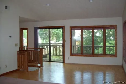 7427 Dehardit Ave, Gloucester Point, VA 23062 photo 6