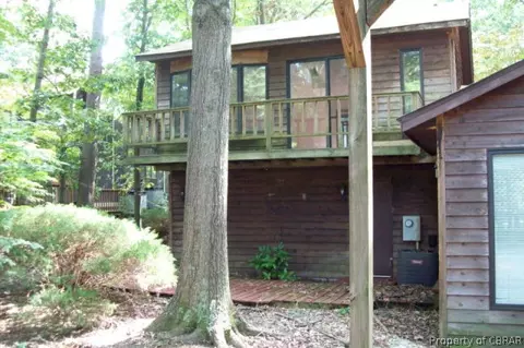 7427 Dehardit Ave, Gloucester Point, VA 23062 photo 10