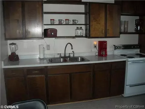 370 Chandler Ave, Urbanna, VA 23175 photo 5