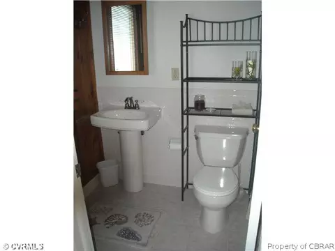 370 Chandler Ave, Urbanna, VA 23175 photo 10