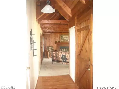 370 Chandler Ave, Urbanna, VA 23175 photo 2