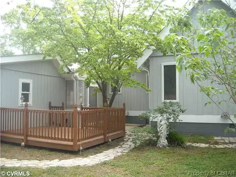 370 Chandler Ave, Urbanna, VA 23175 photo 11