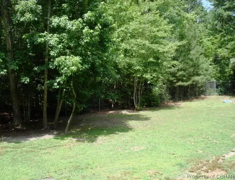 7949 Mountain Laurel Trl, Gloucester, VA 23061 photo 15