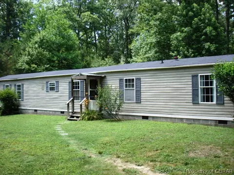 7949 Mountain Laurel Trl, Gloucester, VA 23061 photo 17